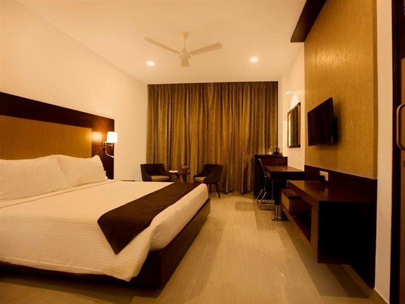 Hotel Aadrika Chikmagalur Bagian luar foto