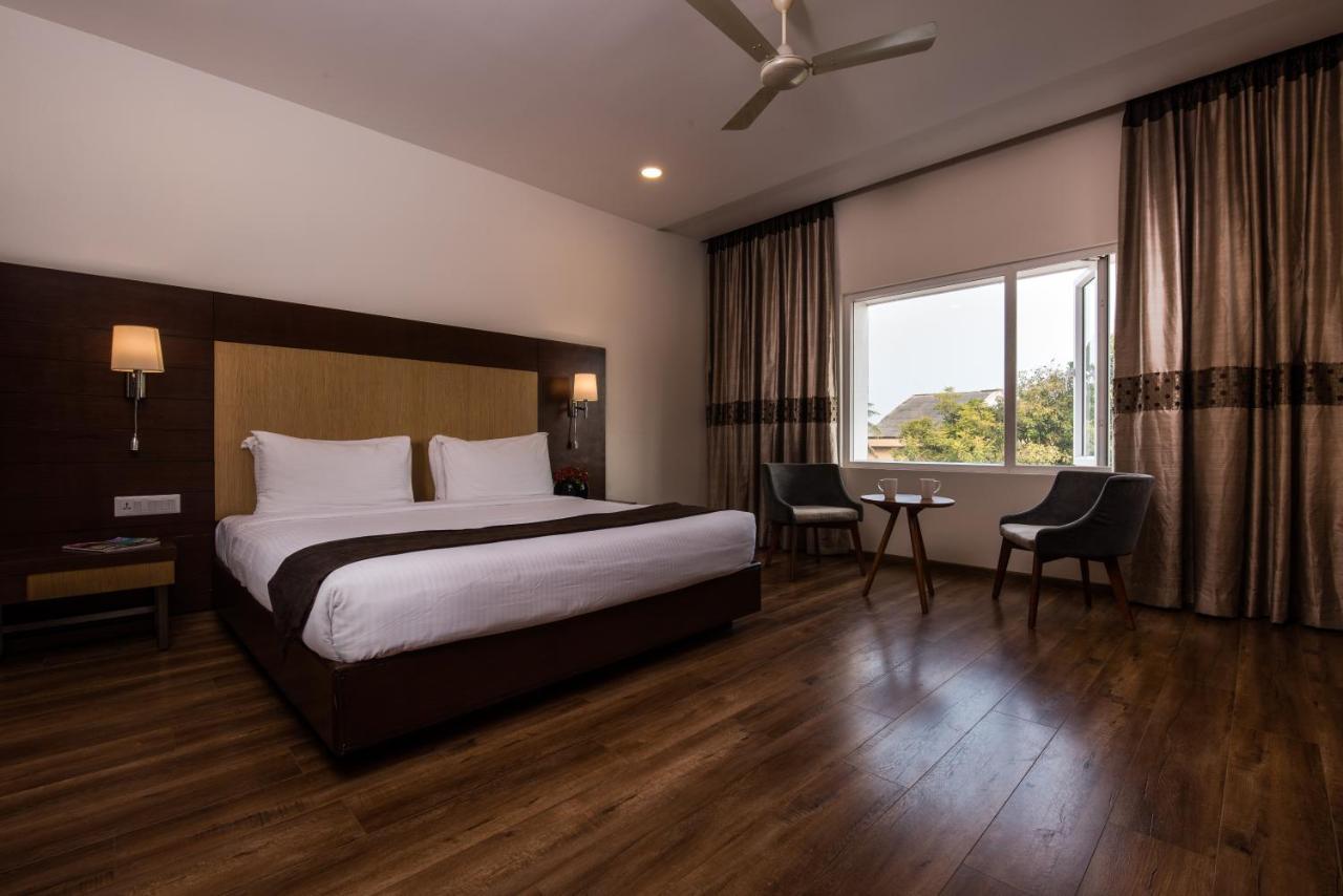Hotel Aadrika Chikmagalur Bagian luar foto