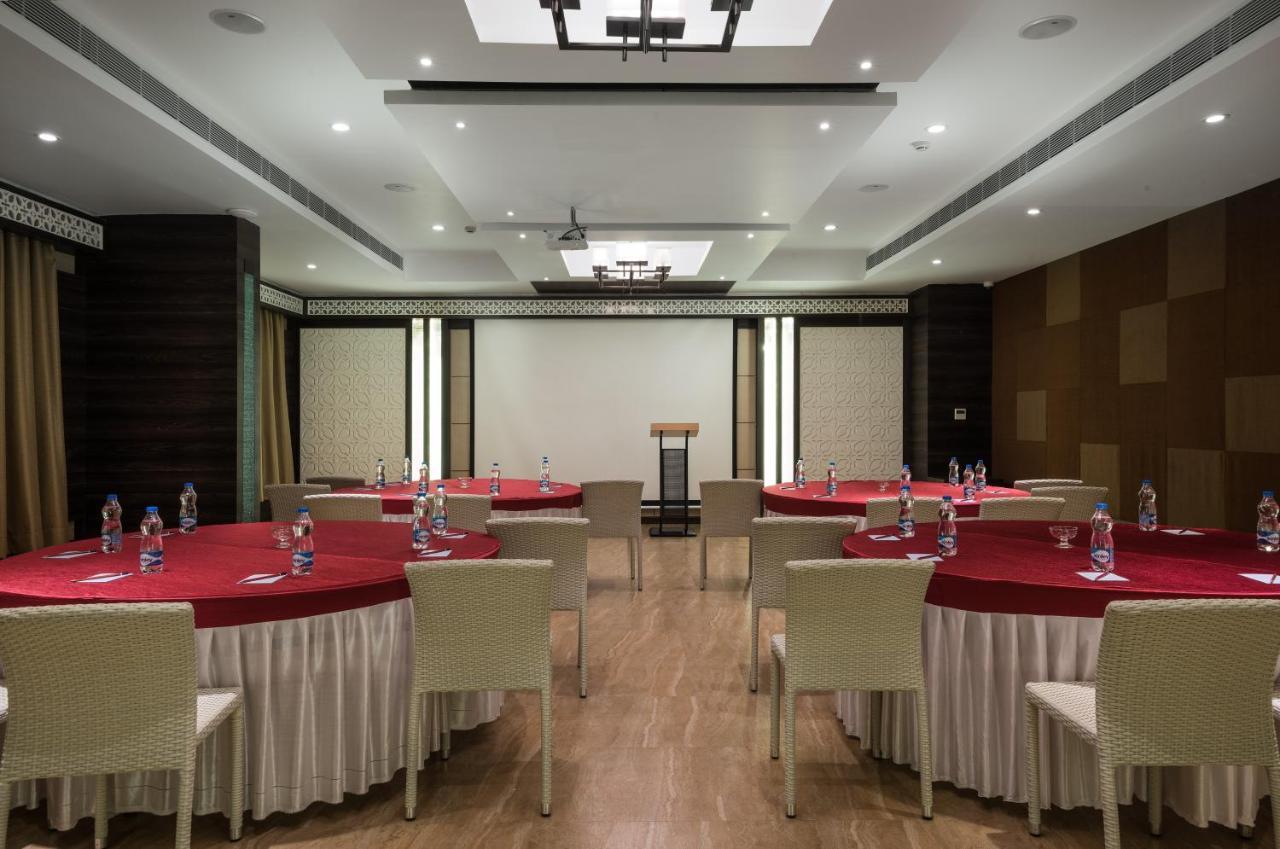 Hotel Aadrika Chikmagalur Bagian luar foto